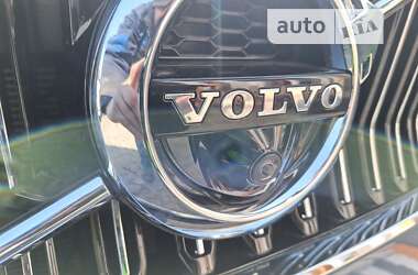 Позашляховик / Кросовер Volvo XC40 2020 в Полтаві