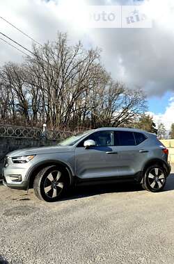 Позашляховик / Кросовер Volvo XC40 2021 в Києві