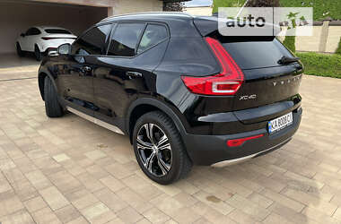 Внедорожник / Кроссовер Volvo XC40 2020 в Киеве