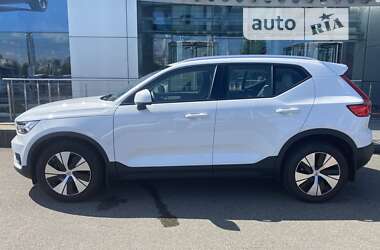 Внедорожник / Кроссовер Volvo XC40 2020 в Киеве