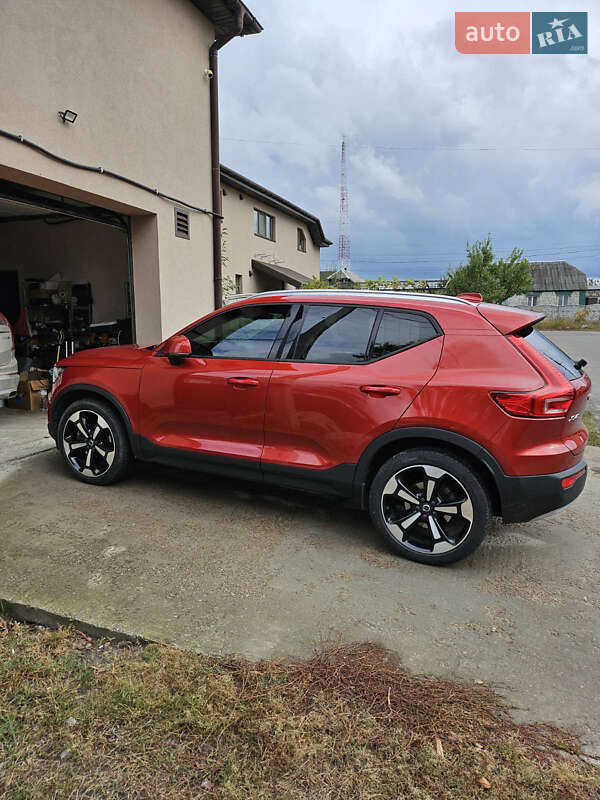 Позашляховик / Кросовер Volvo XC40 2018 в Києві