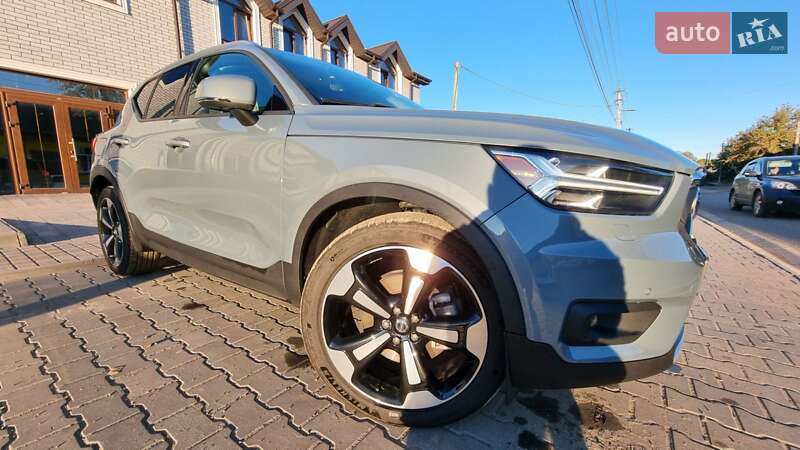 Внедорожник / Кроссовер Volvo XC40 2019 в Балте