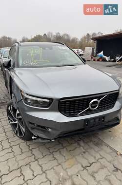 Позашляховик / Кросовер Volvo XC40 2019 в Львові