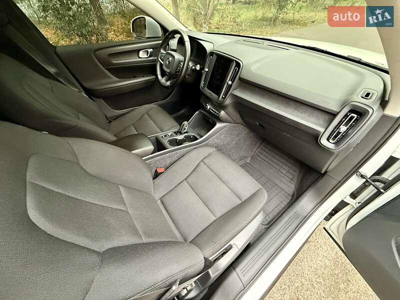 Позашляховик / Кросовер Volvo XC40 2019 в Одесі
