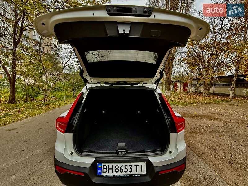 Позашляховик / Кросовер Volvo XC40 2019 в Одесі