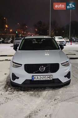 Позашляховик / Кросовер Volvo XC40 2023 в Києві