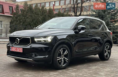 Позашляховик / Кросовер Volvo XC40 2019 в Києві