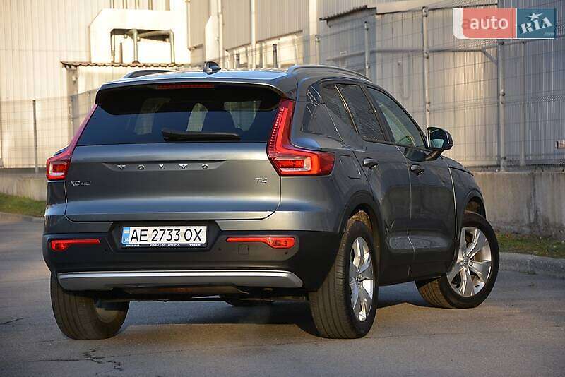 Позашляховик / Кросовер Volvo XC40 2018 в Києві