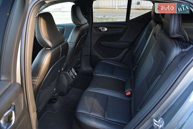 Позашляховик / Кросовер Volvo XC40 2018 в Києві