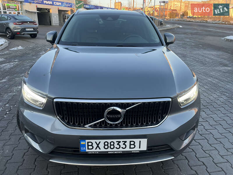 Внедорожник / Кроссовер Volvo XC40 2018 в Хмельницком