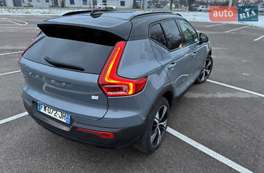 Позашляховик / Кросовер Volvo XC40 2021 в Житомирі