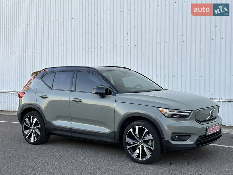 Volvo XC40 2021