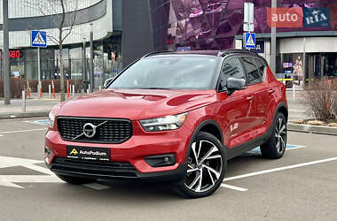 Позашляховик / Кросовер Volvo XC40 2022 в Києві