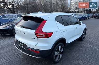 Внедорожник / Кроссовер Volvo XC40 2021 в Луцке