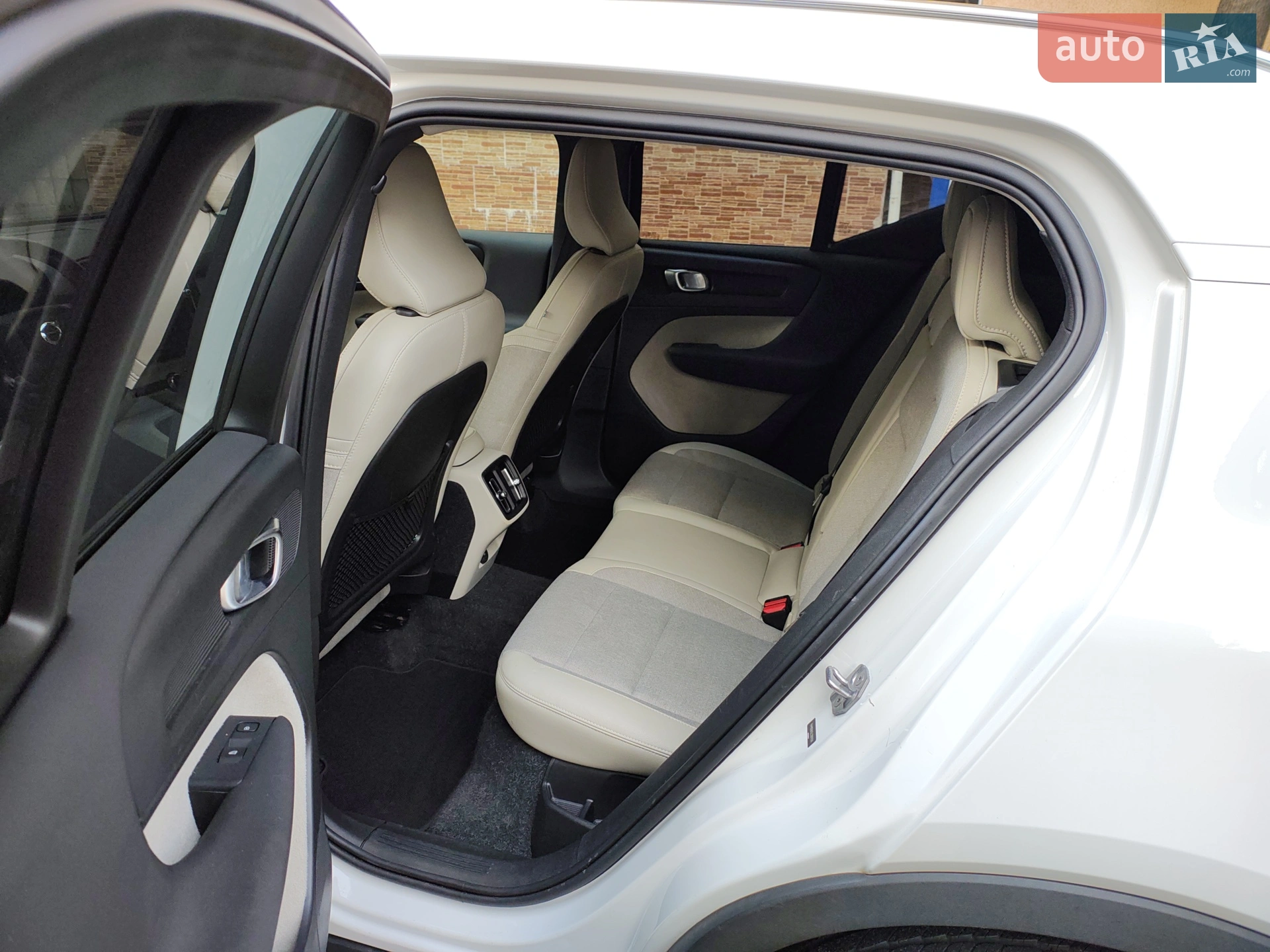 2019 Volvo XC40 - мініатюра 4