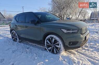 Внедорожник / Кроссовер Volvo XC40 2021 в Киеве
