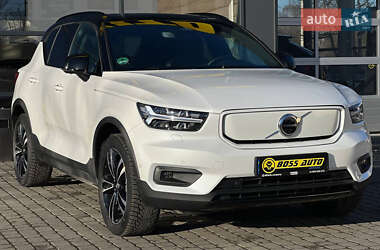 Позашляховик / Кросовер Volvo XC40 2022 в Івано-Франківську