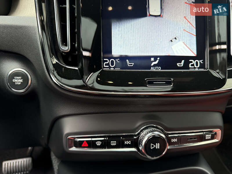 Позашляховик / Кросовер Volvo XC40 2019 в Києві