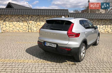 Внедорожник / Кроссовер Volvo XC40 2019 в 