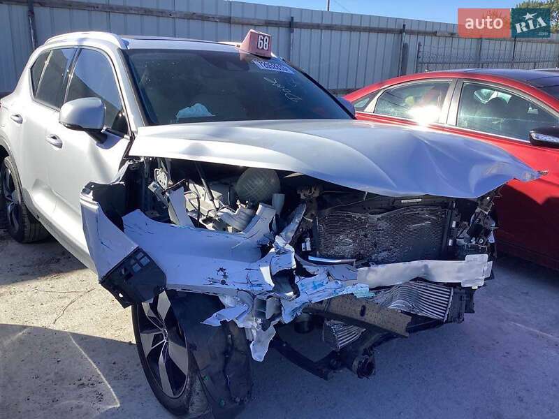 Позашляховик / Кросовер Volvo XC40 2020 в Одесі