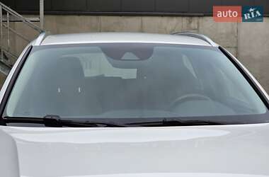 Внедорожник / Кроссовер Volvo XC40 2021 в 