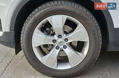 Внедорожник / Кроссовер Volvo XC40 2021 в 