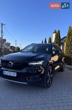 Позашляховик / Кросовер Volvo XC40 2020 в Львові