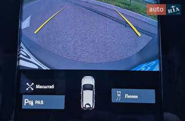 Позашляховик / Кросовер Volvo XC40 2021 в 