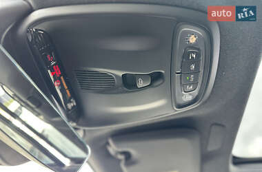 Внедорожник / Кроссовер Volvo XC40 2020 в 