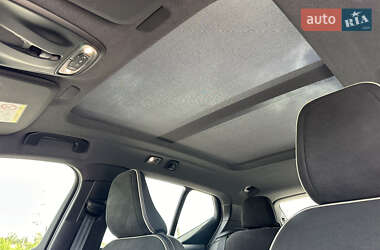 Внедорожник / Кроссовер Volvo XC40 2020 в 