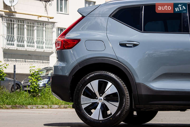 Позашляховик / Кросовер Volvo XC40 2020 в Львові