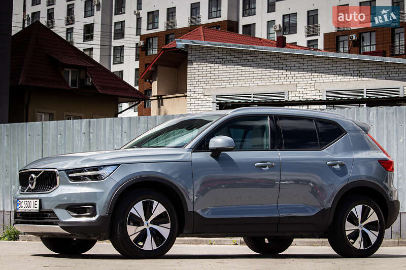 Позашляховик / Кросовер Volvo XC40 2020 в Львові