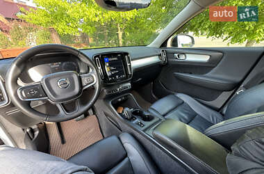 Внедорожник / Кроссовер Volvo XC40 2019 в 