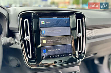 Внедорожник / Кроссовер Volvo XC40 2021 в 