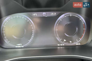 Внедорожник / Кроссовер Volvo XC40 2019 в 