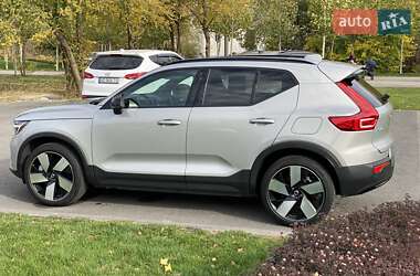 Позашляховик / Кросовер Volvo XC40 2023 в Дніпрі