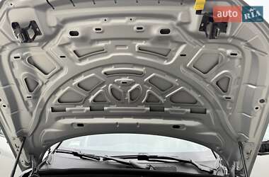 Внедорожник / Кроссовер Volvo XC40 2023 в 