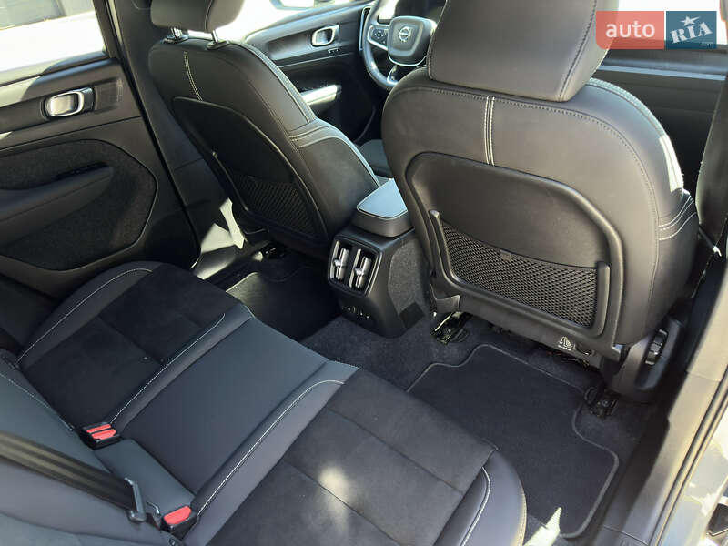 Позашляховик / Кросовер Volvo XC40 2023 в Ковелі
