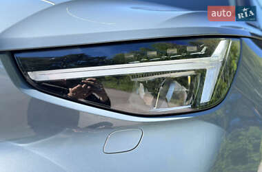Внедорожник / Кроссовер Volvo XC40 2023 в 