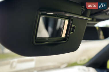 Внедорожник / Кроссовер Volvo XC40 2023 в 