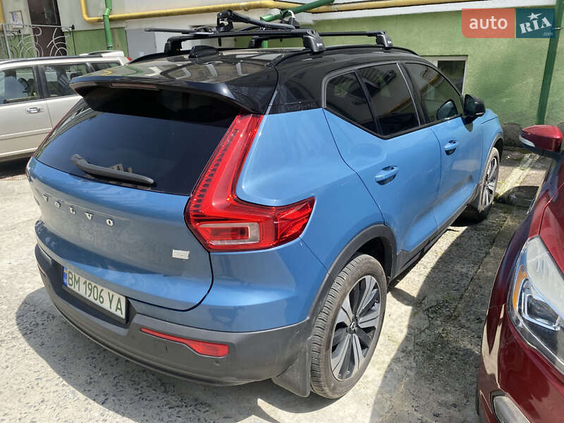 Внедорожник / Кроссовер Volvo XC40 2022 в Львове