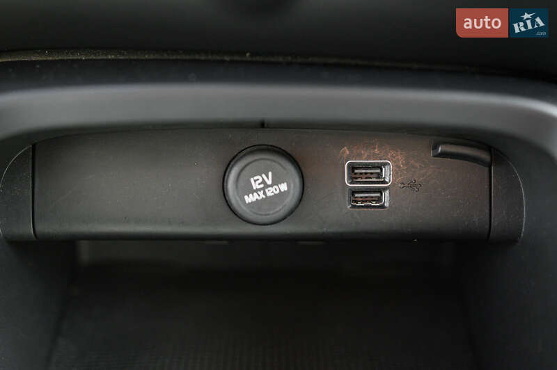 Внедорожник / Кроссовер Volvo XC40 2020 в Львове фото 30 Внедорожник / Кроссовер Volvo XC40 2020 в Львове