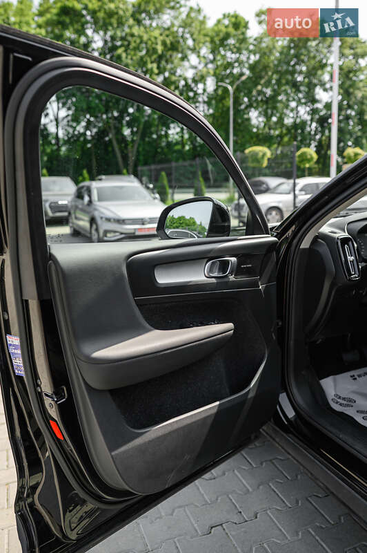 Внедорожник / Кроссовер Volvo XC40 2020 в Львове фото 34 Внедорожник / Кроссовер Volvo XC40 2020 в Львове