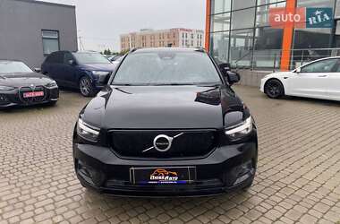 Внедорожник / Кроссовер Volvo XC40 2020 в 
