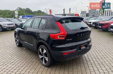 Внедорожник / Кроссовер Volvo XC40 2020 в 