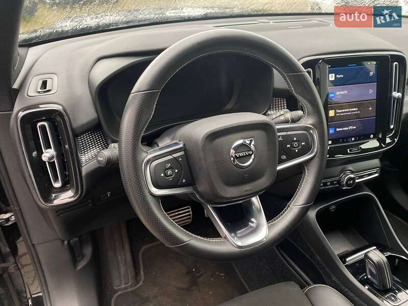 Позашляховик / Кросовер Volvo XC40 2020 в Львові