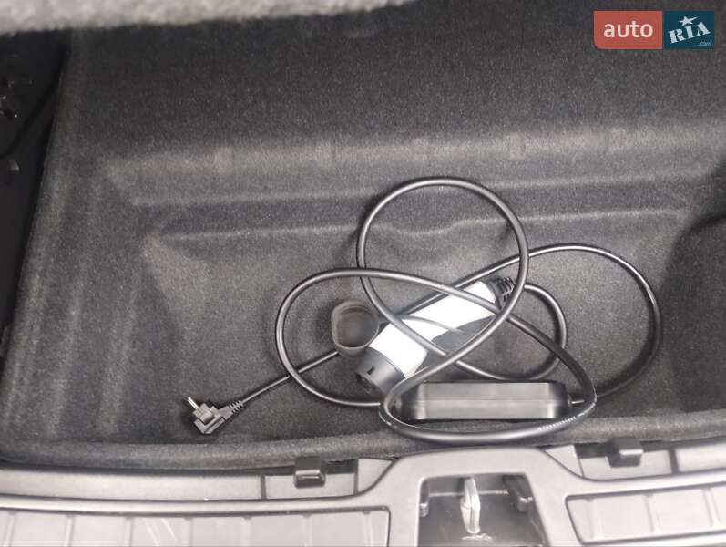 Внедорожник / Кроссовер Volvo XC40 2023 в Дубно