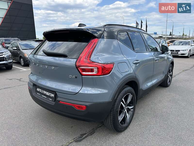 Внедорожник / Кроссовер Volvo XC40 2020 в Киеве