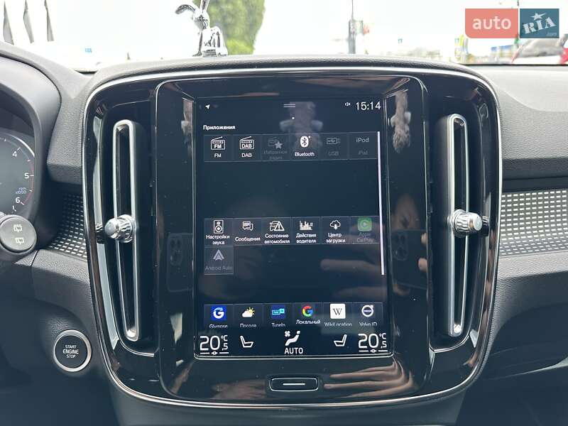 Внедорожник / Кроссовер Volvo XC40 2020 в Киеве