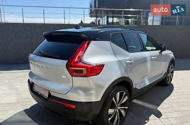 Внедорожник / Кроссовер Volvo XC40 2021 в 